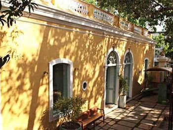 Hotel Du Parc Пондичерри Экстерьер фото