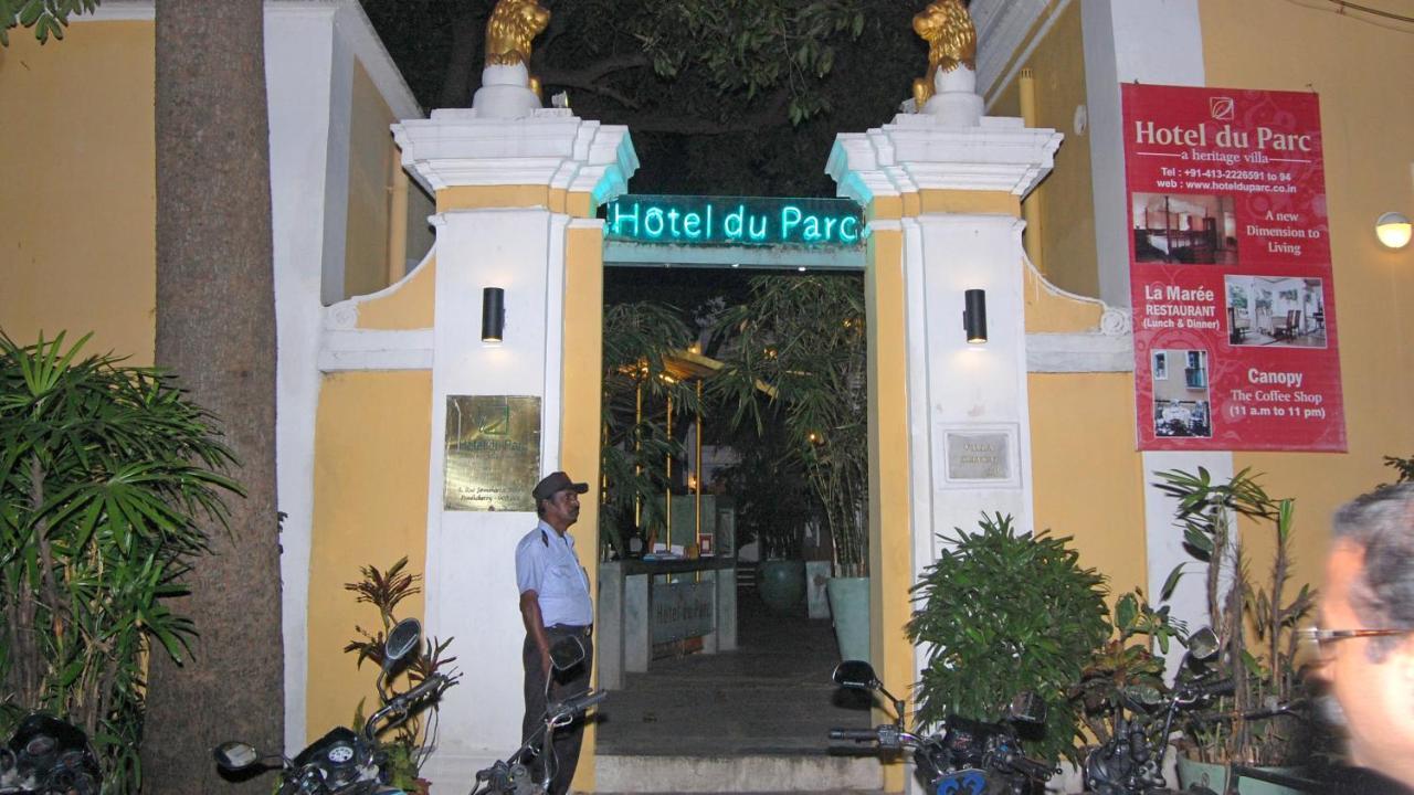 Hotel Du Parc Пондичерри Экстерьер фото